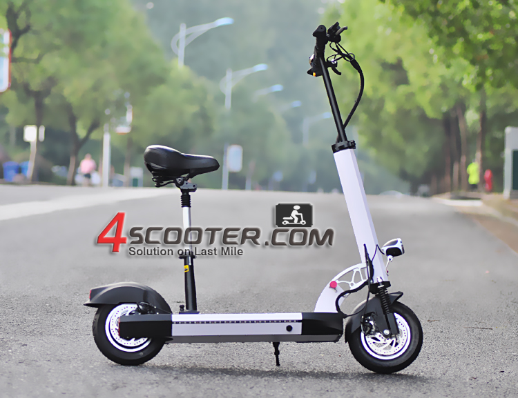 New model 400w hub brushless motor electric scooter with lithium battery LiFePO4